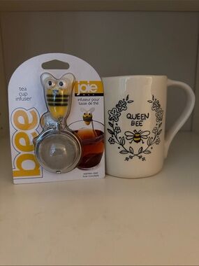 Joie Bee Tea Infuser and Queen Bee Mug - Yellow & White - Gift Set!